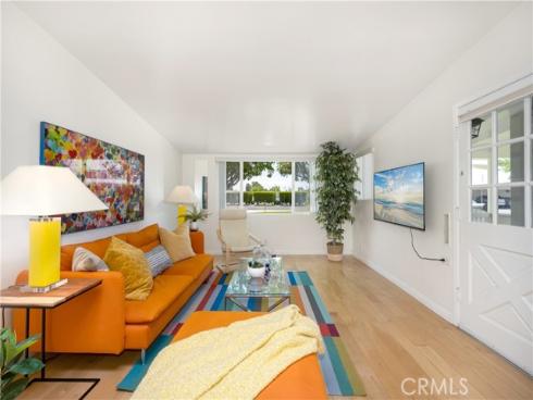 1461 Merion 52F WayM-2, Seal Beach, CA
