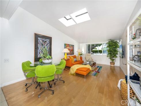 1461 Merion 52F WayM-2, Seal Beach, CA