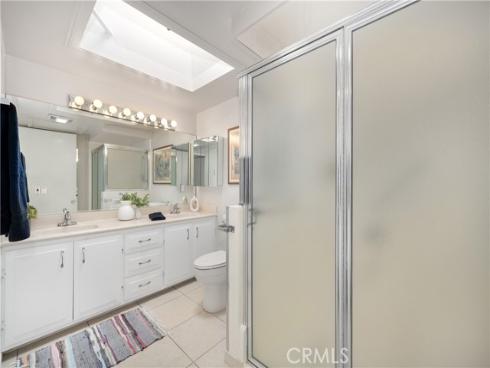 1461 Merion 52F WayM-2, Seal Beach, CA