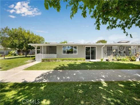 1461 Merion 52F WayM-2, Seal Beach, CA