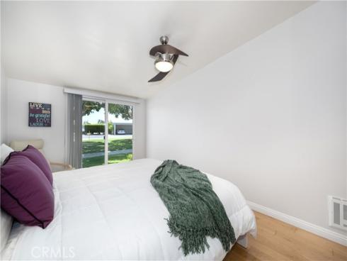 1461 Merion 52F WayM-2, Seal Beach, CA