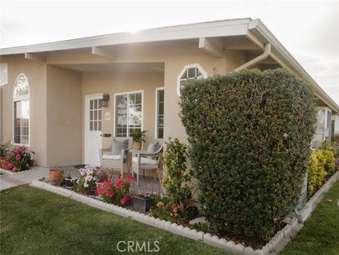 1601  Glen View Rd. #64f (m12)  , Seal Beach, CA