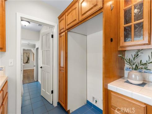 1518  Ocean   Avenue, Seal Beach, CA