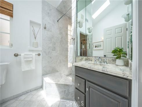 1518  Ocean   Avenue, Seal Beach, CA