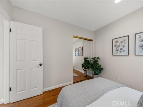 1518  Ocean   Avenue, Seal Beach, CA