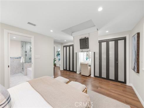 1518  Ocean   Avenue, Seal Beach, CA