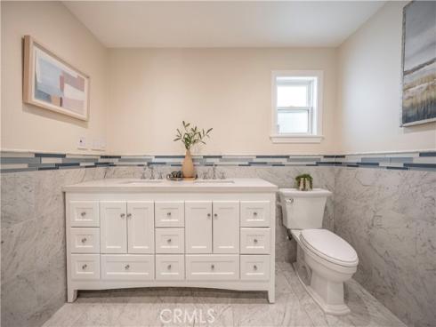 1518  Ocean   Avenue, Seal Beach, CA