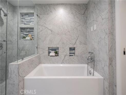 1518  Ocean   Avenue, Seal Beach, CA