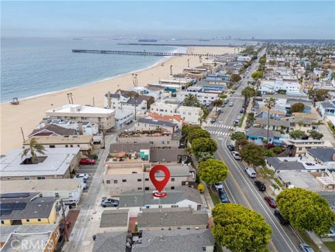 1518  Ocean   Avenue, Seal Beach, CA