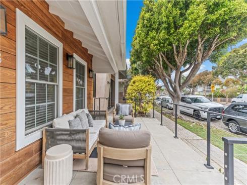 1518  Ocean   Avenue, Seal Beach, CA