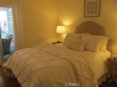 1563 Monterey Rd., M2-23e , Seal Beach, CA