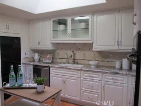 1563 Monterey Rd., M2-23e , Seal Beach, CA