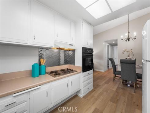 1930 St John 29L RoadM-15, Seal Beach, CA