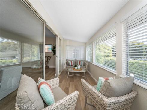 1930 St John 29L RoadM-15, Seal Beach, CA