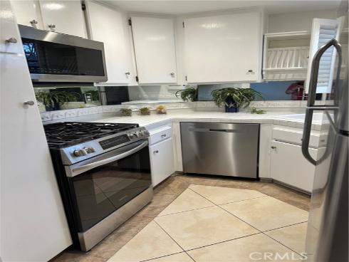 12484 Montecito 484 Road, Seal Beach, CA