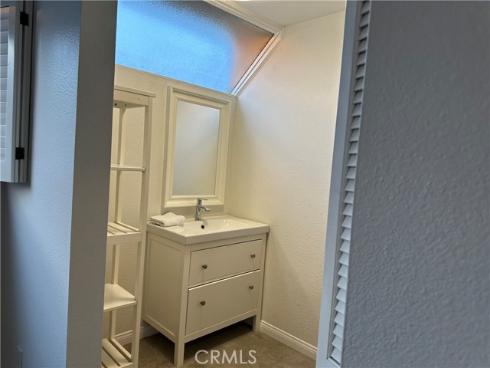 12484  Montecito  484  Road, Seal Beach, CA