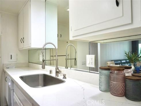 13930 Church 67E PlaceMutual 1, Seal Beach, CA