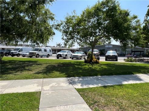 13962 El Dorado Dr., M2-60e , Seal Beach, CA