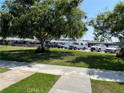 13962 El Dorado Dr., M2-60e , Seal Beach, CA