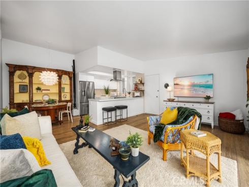 13338 Del Monte 3K DriveM-15, Seal Beach, CA