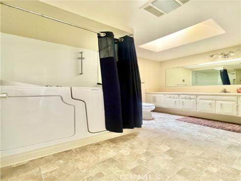 13721 El Dorado Dr. M3-#20k , Seal Beach, CA