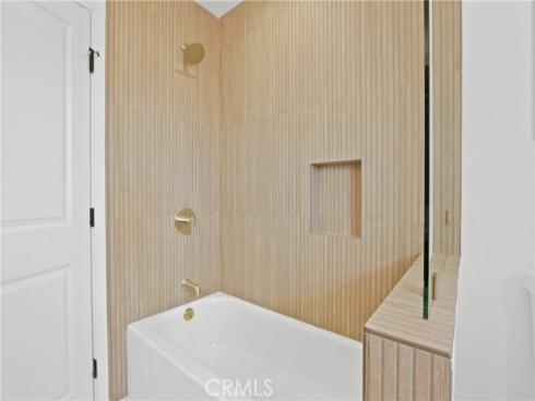 4664 Fir Avenue, Seal Beach, CA