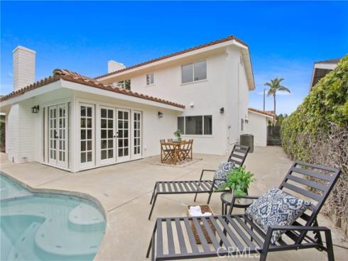 4664 Fir Avenue, Seal Beach, CA