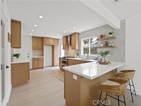 4664 Fir Avenue, Seal Beach, CA