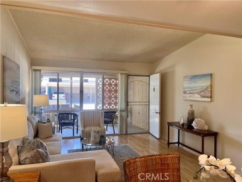 13630 Alderwood M4-77b , Seal Beach, CA