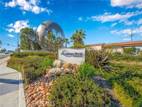 13500 St Andrews 7H DriveM-12, Seal Beach, CA