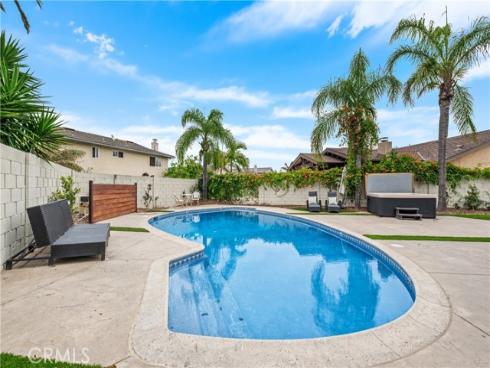 3550 Goldenrod Circle, Seal Beach, CA