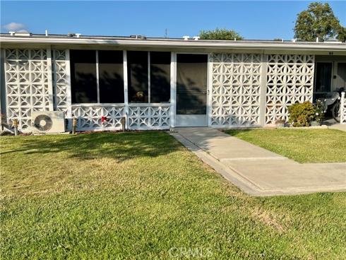 1661  Monterey Rd., M2-16e  , Seal Beach, CA