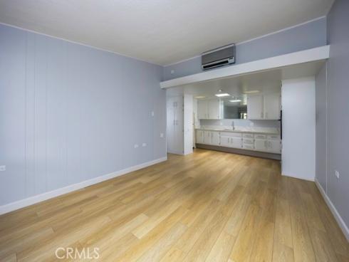 13881  Thunderbird  M1-63E  Drive, Seal Beach, CA