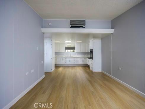 13881  Thunderbird  M1-63E  Drive, Seal Beach, CA