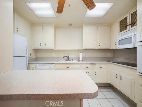 13350  St. Andrews  68E M12  Drive, Seal Beach, CA