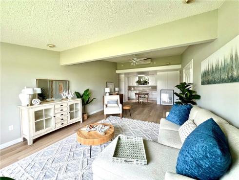 13580  Medinac Lane M5-#101e  , Seal Beach, CA