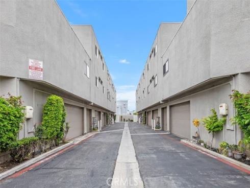 12562 Montecito Road 3 , Seal Beach, CA