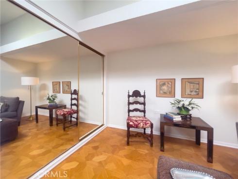 1710 Interlachen 40G RoadM12, Seal Beach, CA