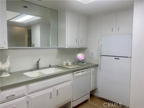 1871 Golden Rain Rd, M14-26h , Seal Beach, CA