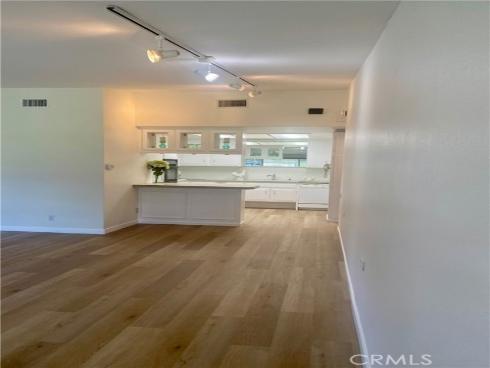 1871 Golden Rain Rd, M14-26h , Seal Beach, CA