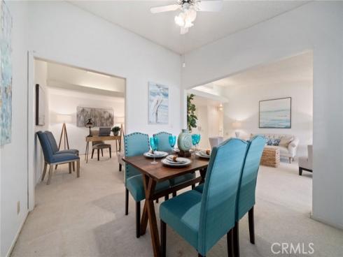 1670 Interlachen 43J Road, Seal Beach, CA