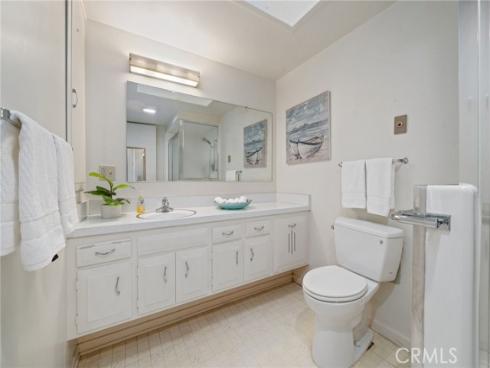 1670 Interlachen 43J Road, Seal Beach, CA