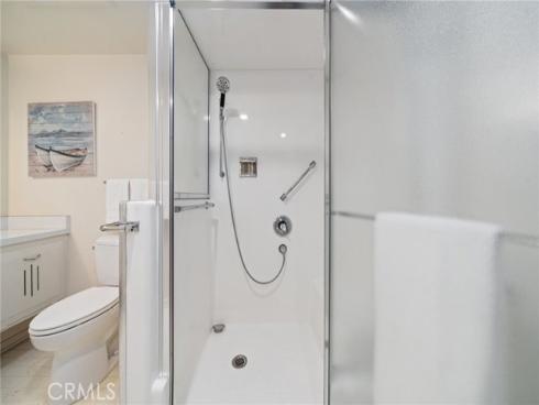 1670 Interlachen 43J Road, Seal Beach, CA