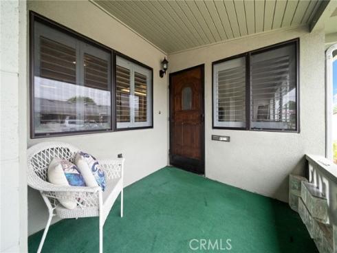 1670 Interlachen 43J Road, Seal Beach, CA