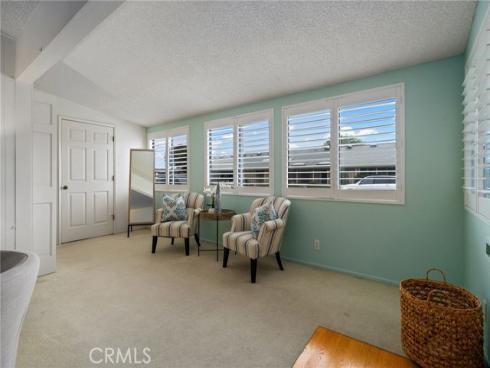 1670 Interlachen 43J Road, Seal Beach, CA