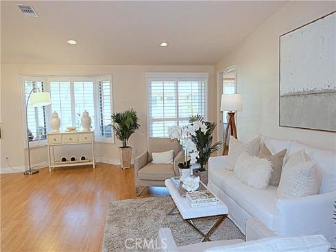 1681 Tam O'shanter 10C M12 Road, Seal Beach, CA