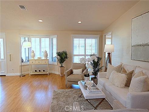 1681 Tam O'shanter 10C M12 Road, Seal Beach, CA