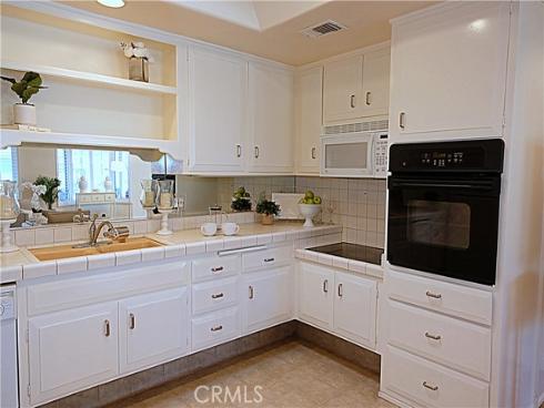 1681 Tam O'shanter 10C M12 Road, Seal Beach, CA