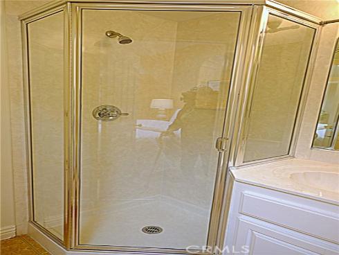 1681 Tam O'shanter 10C M12 Road, Seal Beach, CA