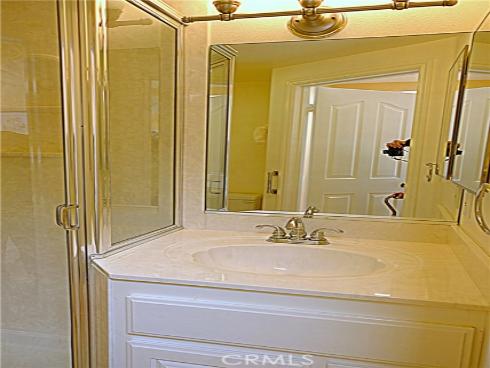 1681 Tam O'shanter 10C M12 Road, Seal Beach, CA